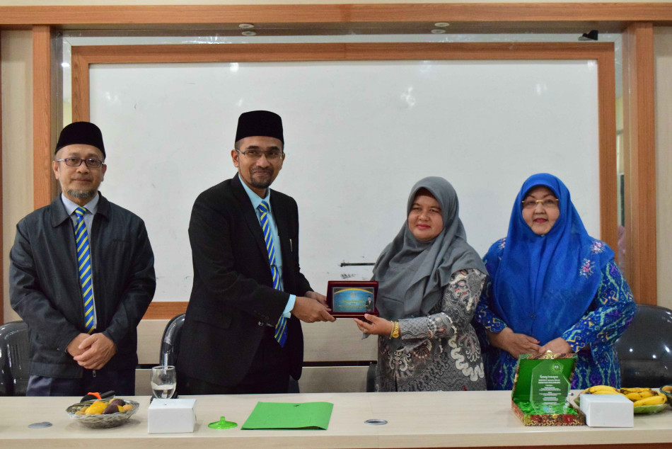 Institut Agama Islam Diniyyah Pekanbaru dan Kolej University Islam Perlis Malaysia Menandatangani LoA untuk Kerjasama Akademik