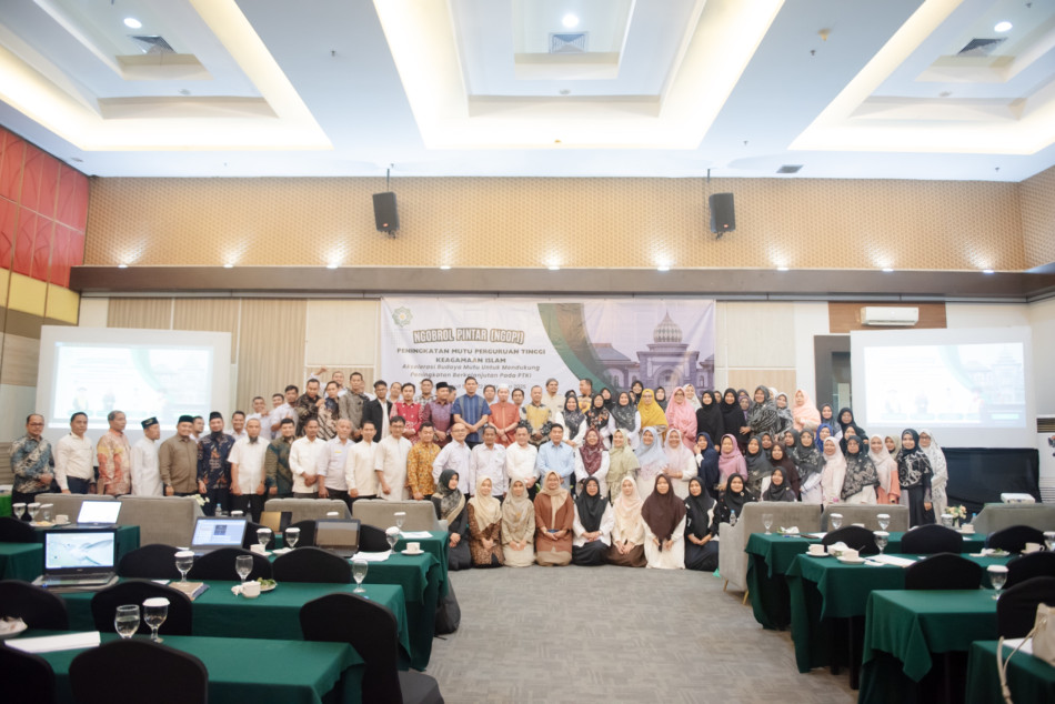 Ketua dan Sekretaris LPM IAI Diniyyah Pekanbaru Ikuti Diskusi Pintar (NGOPI) di UIN Suska Riau